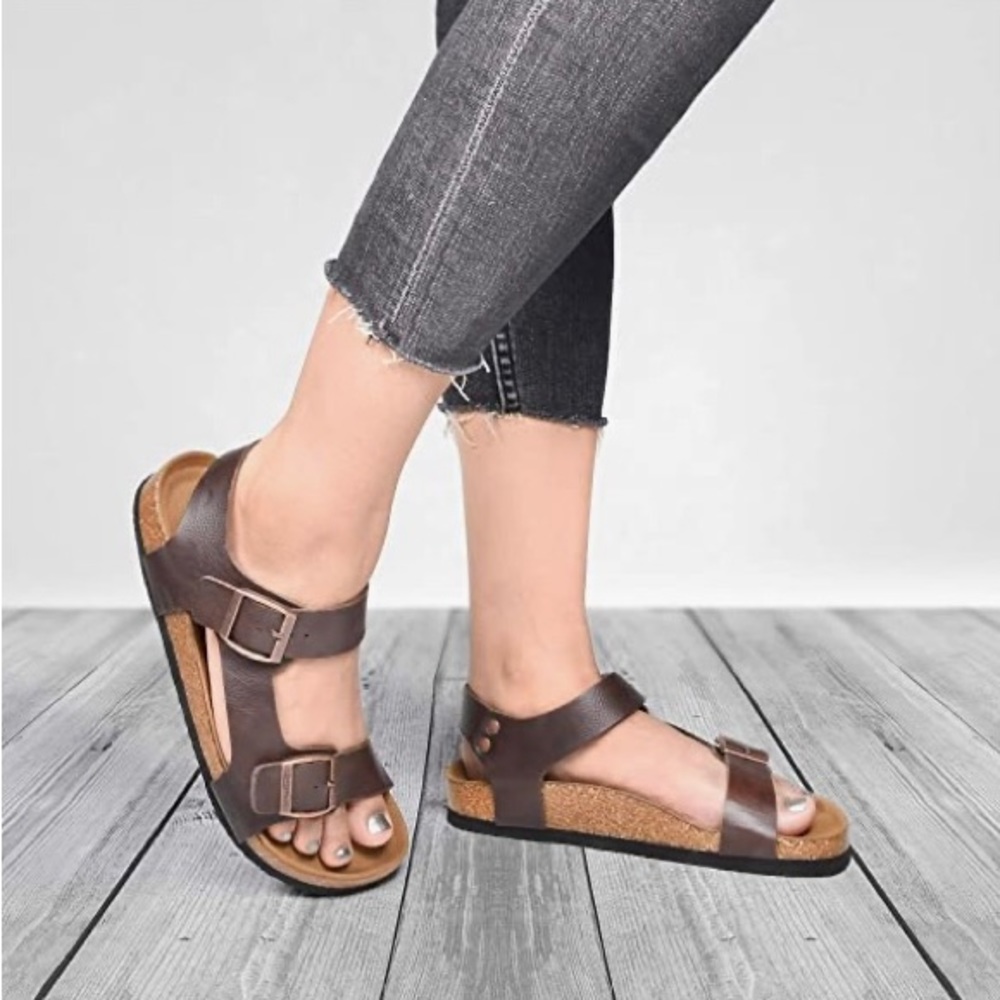 Aerothotic arch support cork footbed sandals. Womenโsโ size 9. NWOT